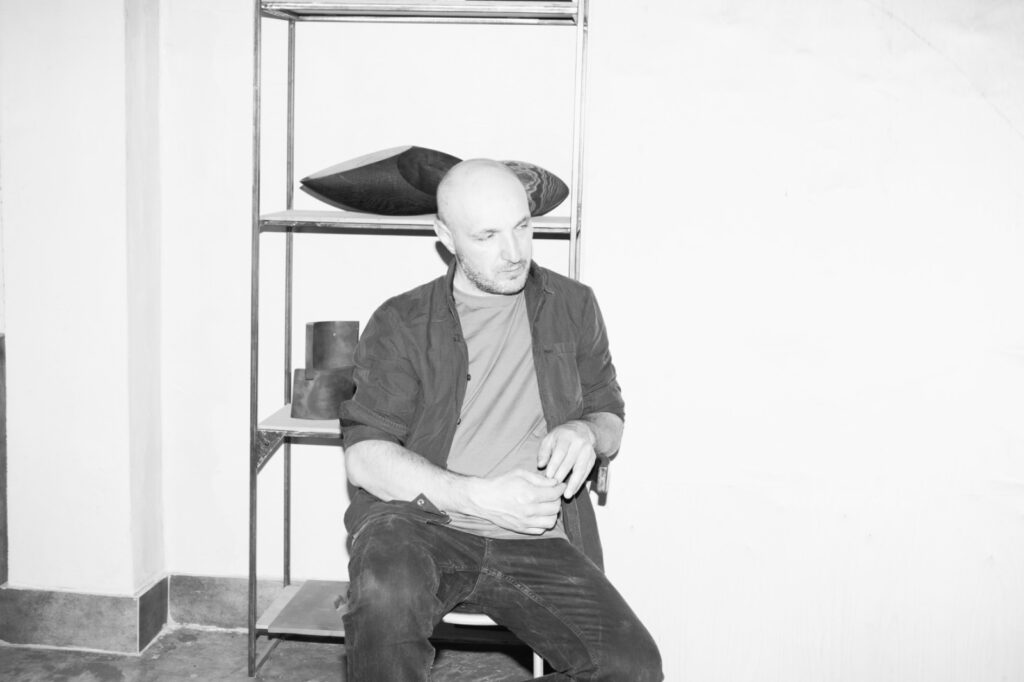 Sculpture and Plastic form Modeling Course “360 Degrees”